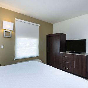 One-Bedroom King Suite Non-Smoking